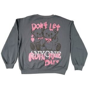 Wound Up Women's M (8-10) Crewneck Sweatshirt Annoyed Teddy Bear Graphic Gray